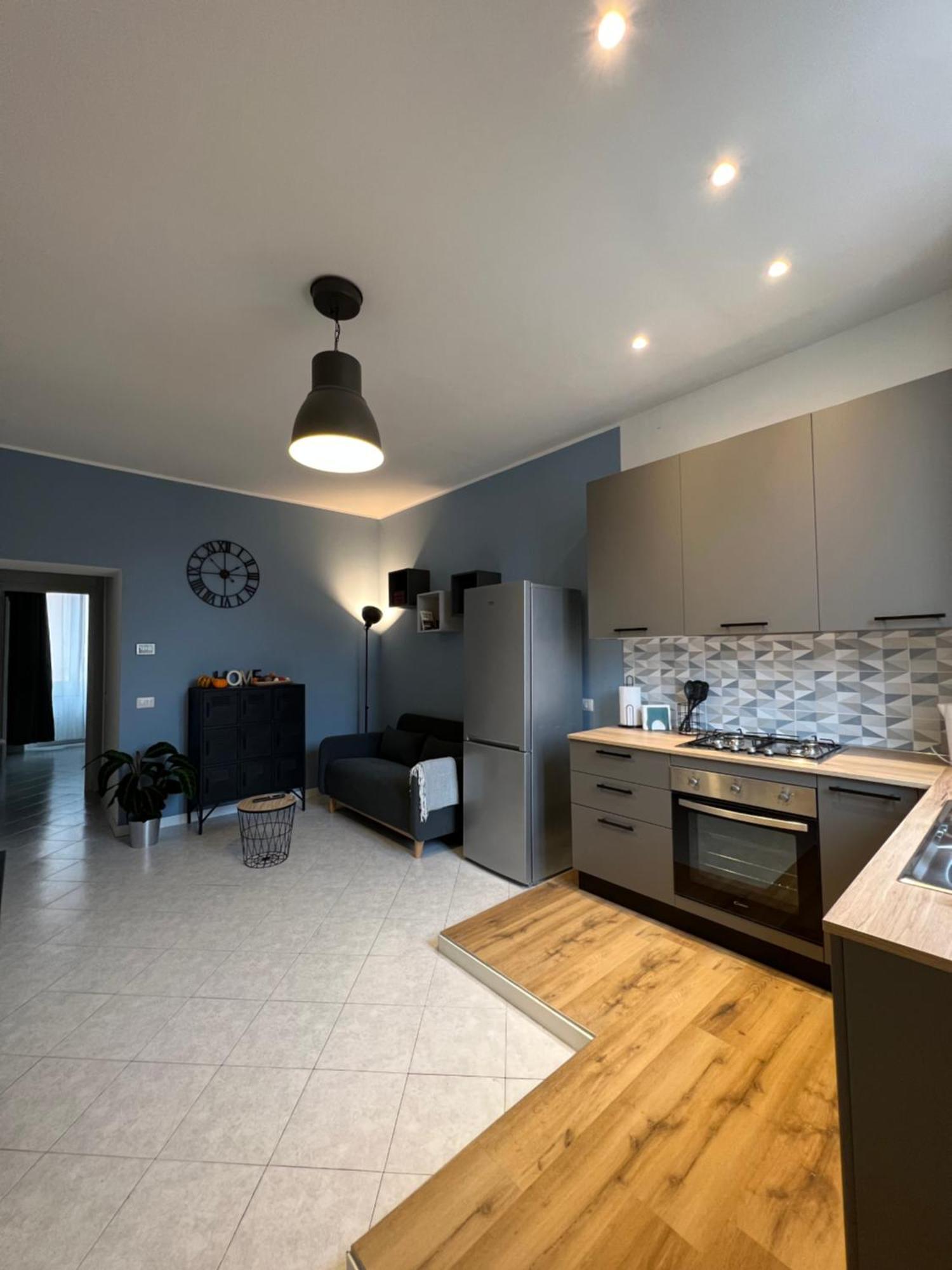 La Casa Di Lidia - Bocconi Apartment Милано Екстериор снимка